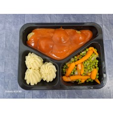 Menuschotel Balletjes tomatensaus, erwten & worteltjes, puree